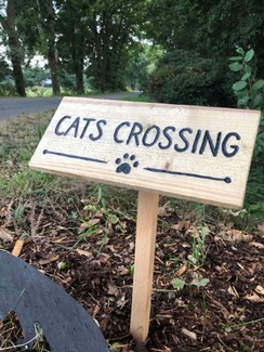 Atelier_Ammerland_tábla_sign_schild_cats_crossing (4).JPEG