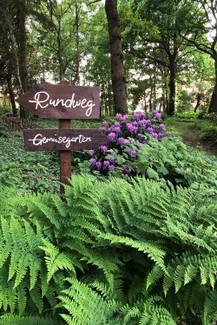 Atelier_Ammerland_tábla_sign_schild_pagony (17).jpg