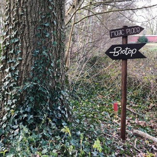 Atelier_Ammerland_tábla_sign_schild_pagony (6).jpg